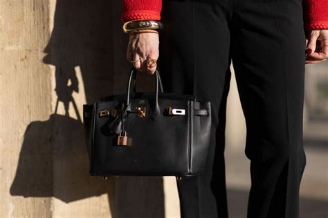 how to carry a birkin bag|how to order hermes bag.